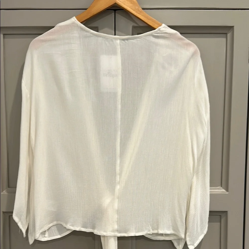 HYFVE White Tie-Front Shrug - Picture 5 of 11